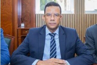 Photo of وزير الصيد يغادر إلى الجزائر تلبية لدعوة من نظيره