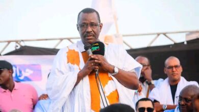 Photo of ولد بون يشارك بقوة ضمن جماهير عريضة من مناصريه في مهرجان حزب الإنصاف بمدينة روصو