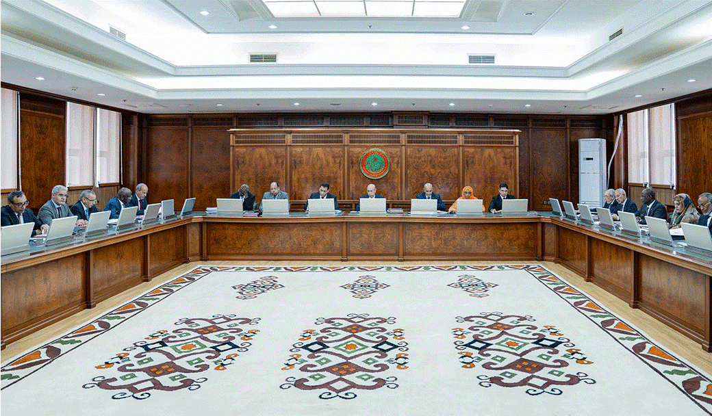 Photo of قراءة في اجتماع الحكومة الأخير: تعيينات لافتة ومشاريع استراتيجية تؤشر على أولويات جديدة